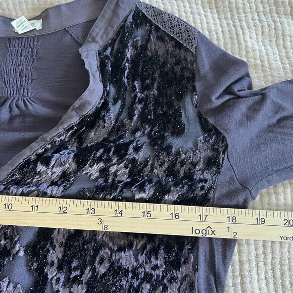 Anthropologie Tiny Blouse Women Medium Purple Black Velvet Burnout Silk Flaw - Picture 12 of 16